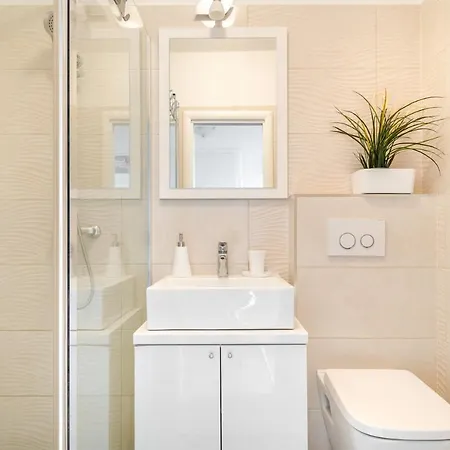 Rooms&apartments Zelux 스플리트