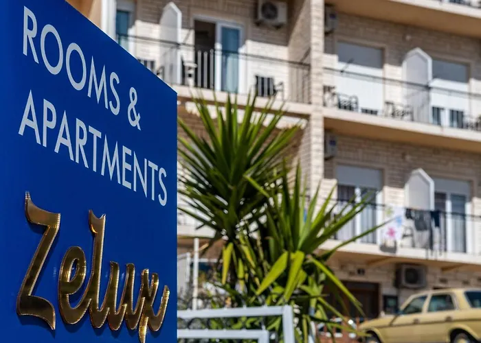 Rooms&apartments Zelux *