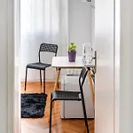 公寓 Rooms&apartments Zelux