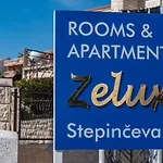 Rooms&apartments Zelux 公寓 *
