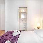 公寓 Rooms&apartments Zelux