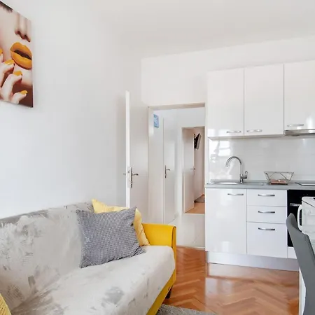 Rooms&apartments Zelux * Split