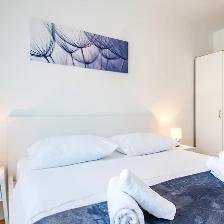 Rooms&apartments Zelux * Спліт