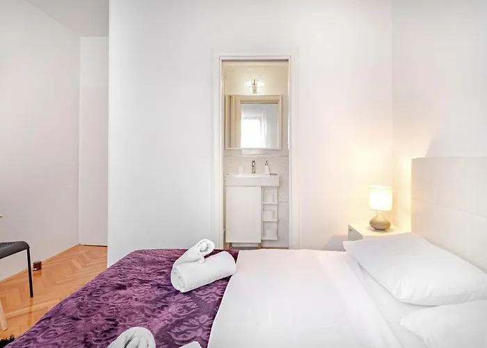 Apartment Rooms&apartments Zelux