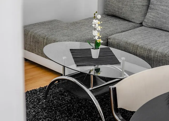 Rooms&apartments Zelux *